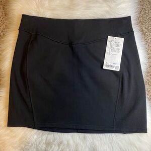 lululemon Scuba High Rise Mini Skirt Black Size XL New